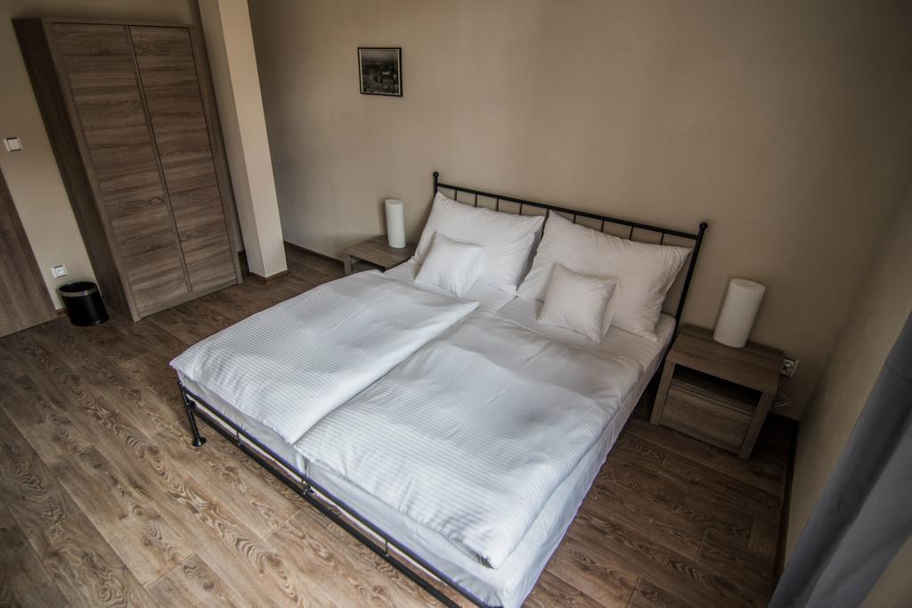 Pension Viktorin Poděbrady Buitenkant foto