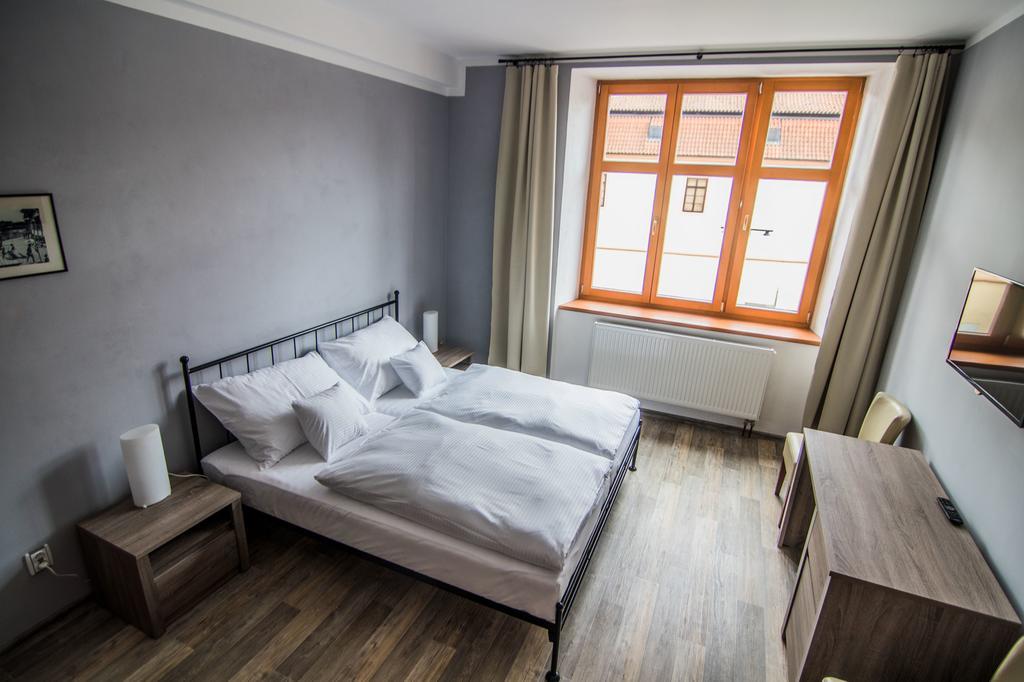 Pension Viktorin Poděbrady Buitenkant foto