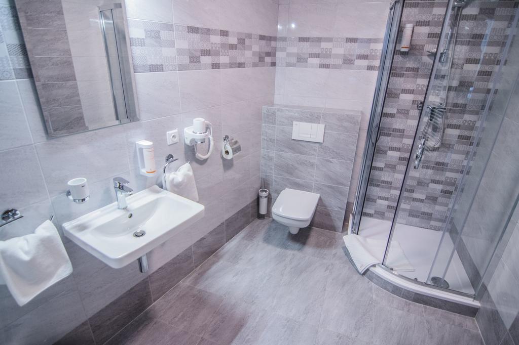 Pension Viktorin Poděbrady Buitenkant foto