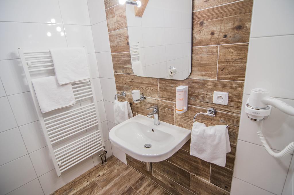Pension Viktorin Poděbrady Buitenkant foto